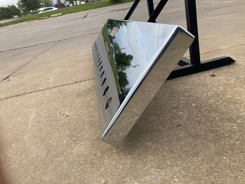 Freightliner Classic -2001 premium 8 gauge chrome 18" boxed end bumper w/standard mounting holes & single tow hole, 15 round 2" light holes