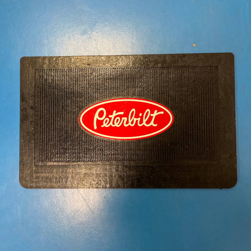 Peterbilt 24" x 15" rubber mudflap with enlayed logo - SINGLE