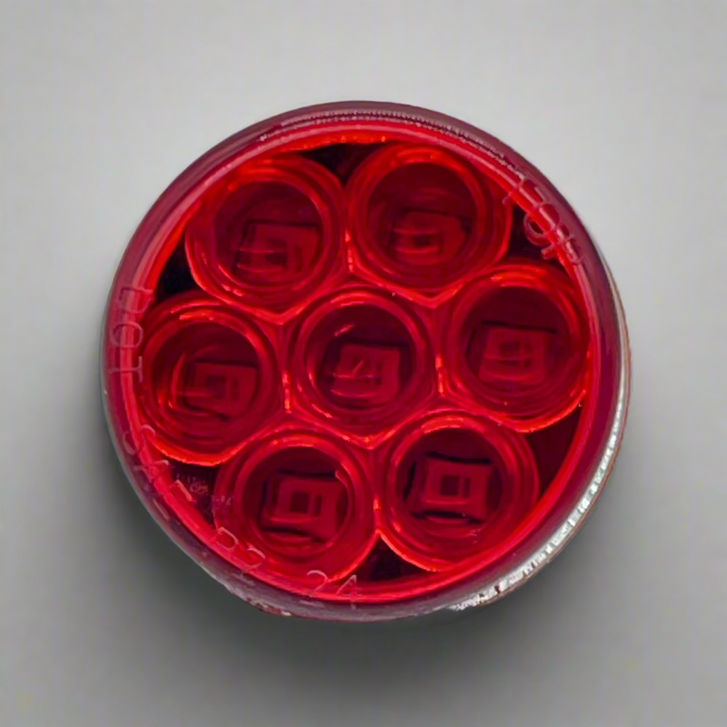 Red 2" round 7 diode LED marker / clearance light with reflector