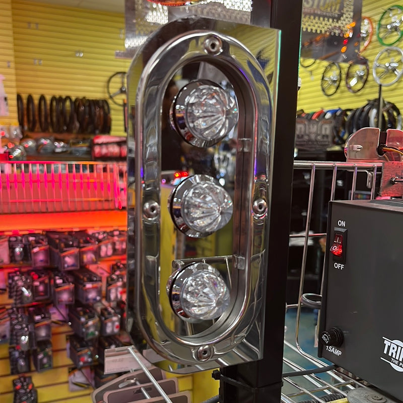 Oval stainless steel plate with holes for 3 mini-watermelon or 3/4" bullseye lights - SINGLE