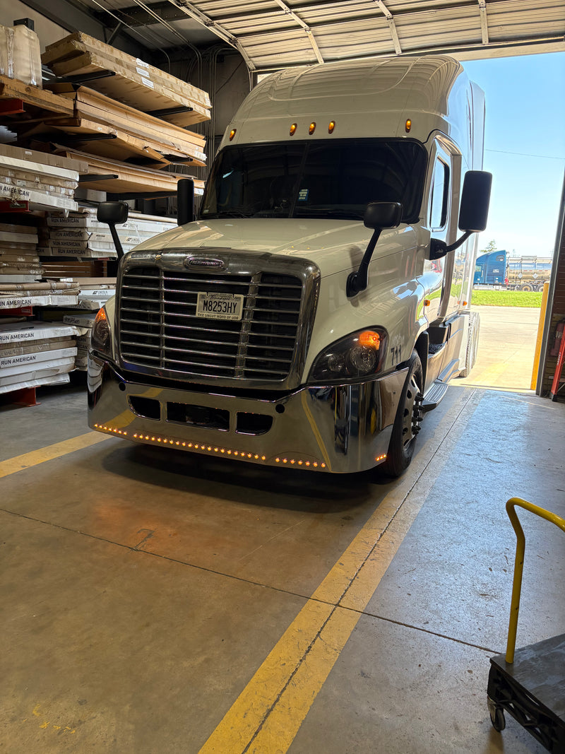 Freightliner Cascadia 2008-2017 22" chrome wraparound bumper w/43 bullseye light holes