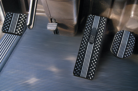 Kenworth W900/T660/T800 2007-2013 black diamond billet foot pedal set