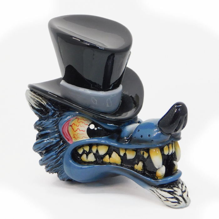 Wolf in top hat gear shift knob with 1/2" x 13 threaded insert