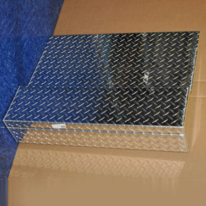 Freightliner Classic aluminum diamond plate tool box lid