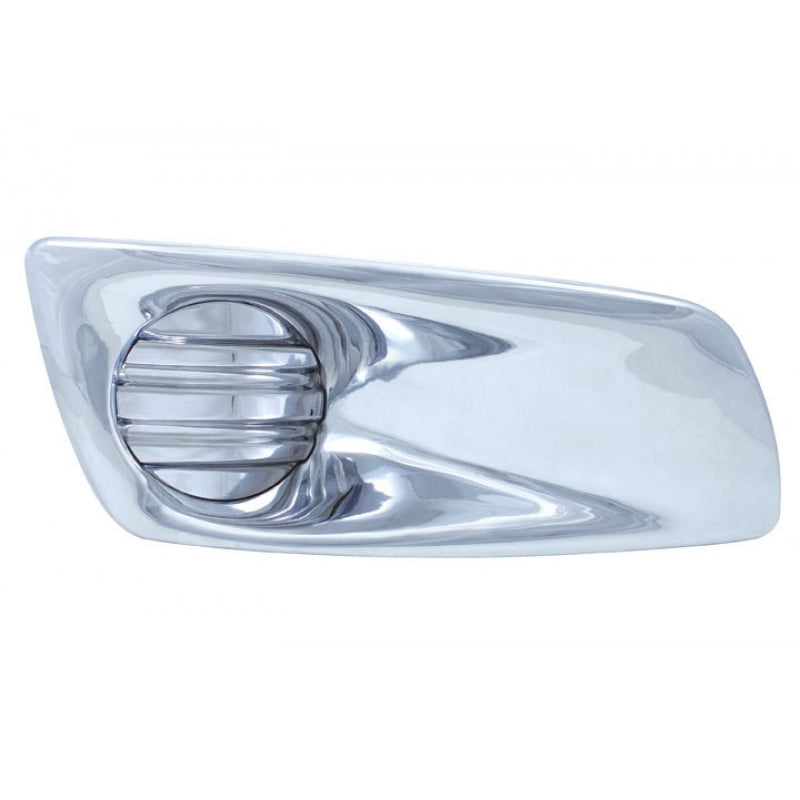 Kenworth T660 chrome plastic bumper light bezel - Passenger side