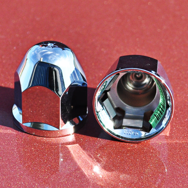 Alcoa "Hug-A-Lug" chrome plastic 1-1/16" diameter lugnut cover
