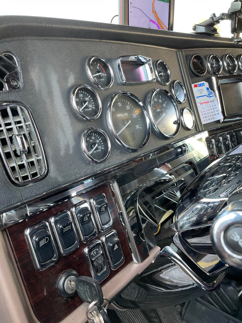 Rockwood Peterbilt 386/389 2006-2021 stainless steel center dash trim - 4 pieces