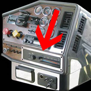Freightliner Classic/FLD stainless steel air conditioner/heater control surround