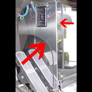 Freightliner Classic/FLD stainless steel left side of fuse panel trim with vent hole