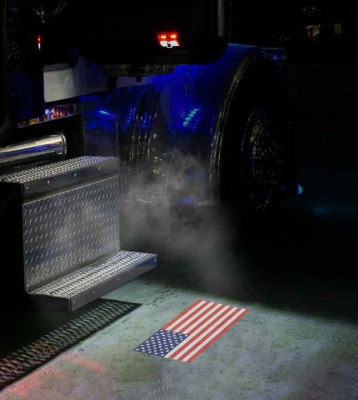 Peterbilt 384/386/389 or Kenworth W900/T800 LED 6-color door light with ground effect