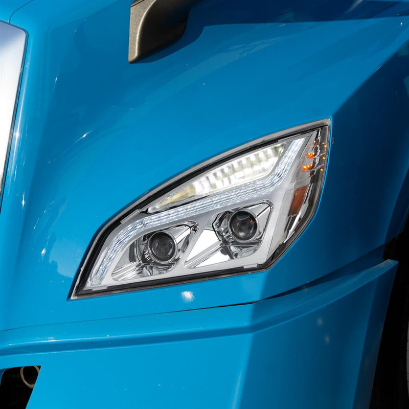 Freightliner Cascadia 2018-2023 all LED projector-style headlight w/LED position light