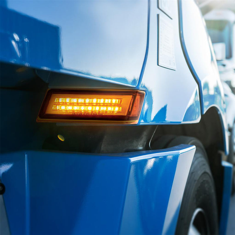 Freightliner Cascadia 2018+ Amber LED turn signal w/OEM plug