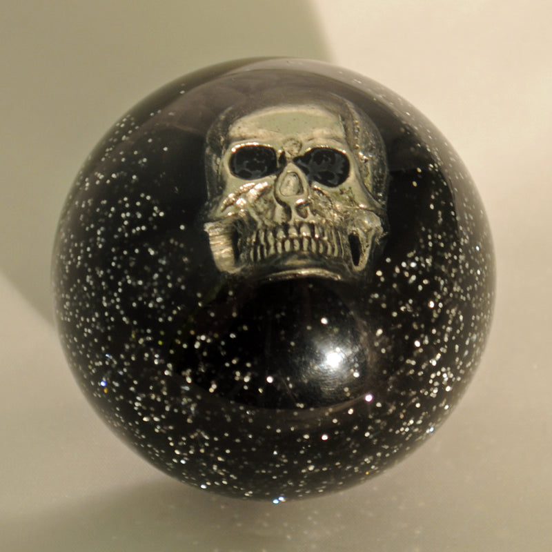 Black glitter w/Skull embedded 2.25" diameter round gear shift knob