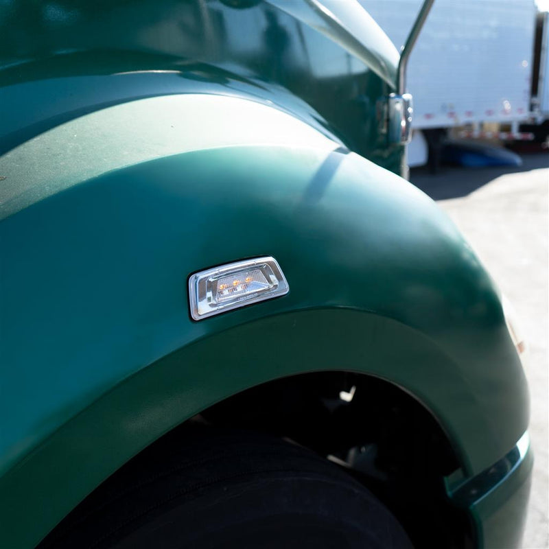 Kenworth T680/T700/T880 amber 3 diode LED marker/turn signal for outer fender - CLEAR lens