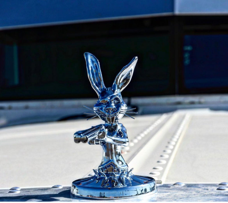 Chrome die cast shotgun bunny hood ornament