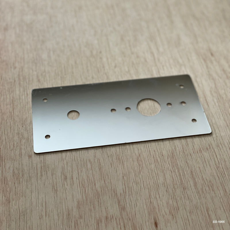 Freightliner Classic stainless steel single watermelon dome light plate with switch hole