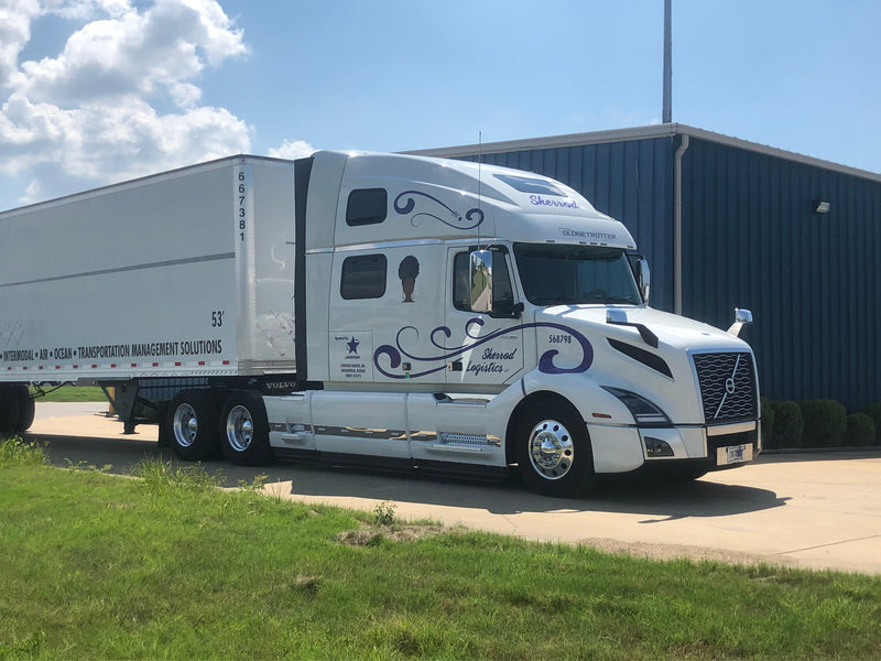 Volvo VN730/780, VT 880 2003+ stainless steel upper cab and sleeper trims