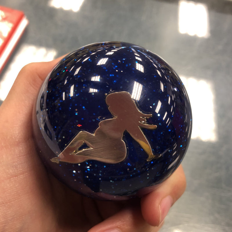"Thicc Lady" 2.25" diameter round gear shift knob